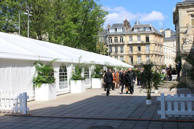 Location de tente prestigieuse pour événement de renomée internationale